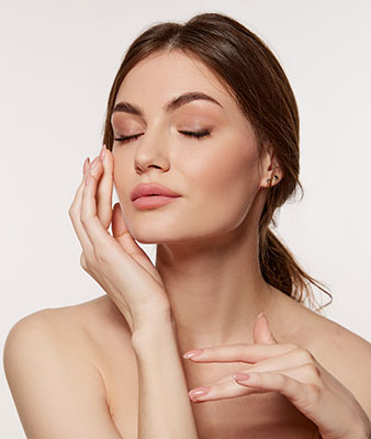 woman-botox-cosmetic-injections-in-pensacola-fl Patient undergo botox - 01