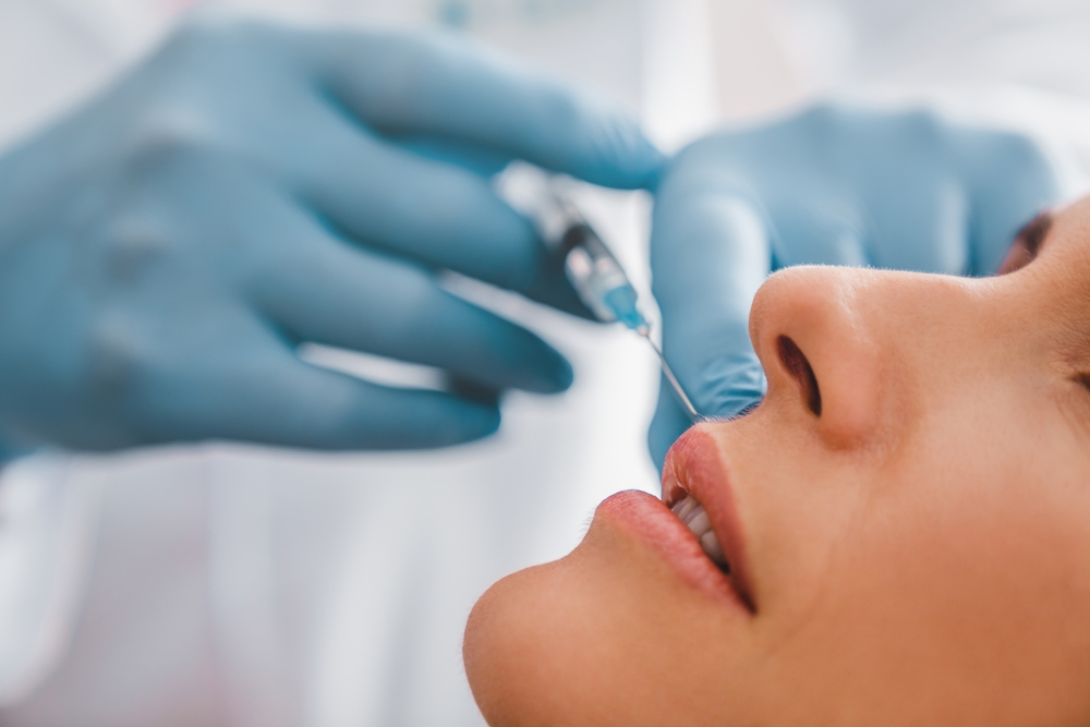 Why Everyone Wants a Same-Day Lip Filler Appointment in Pensacola, Florida
