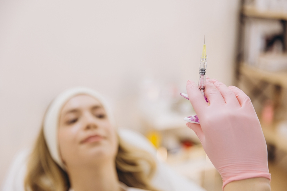 How Do I Find a Botox Injector Who Won’t Make Me Look Frozen?